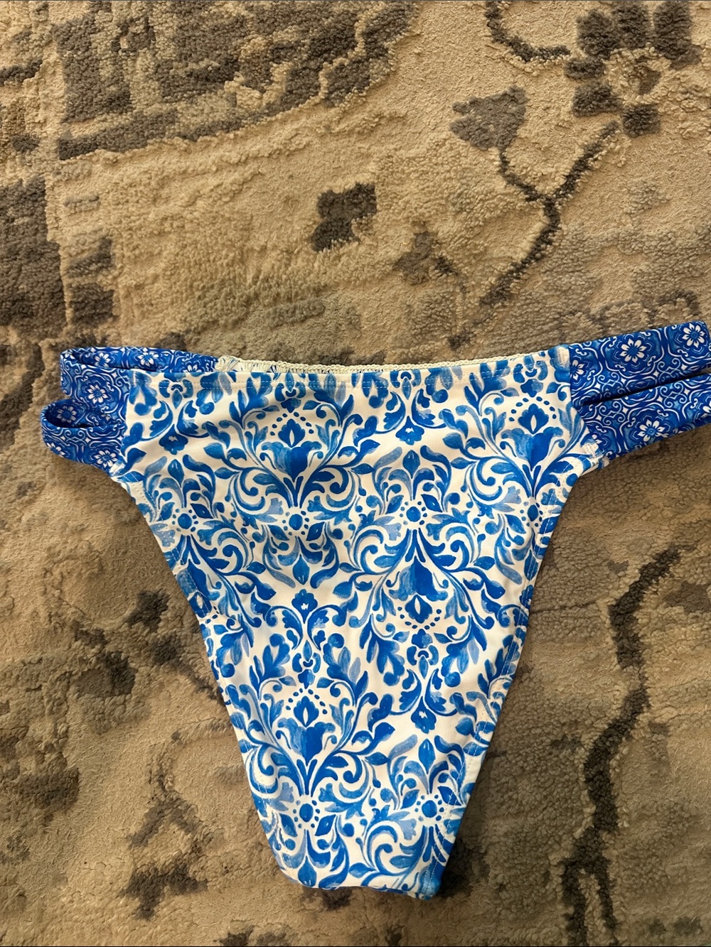 Cupshe Blue and White Floral Double-Strap Bikini Bottom - Picture 9 of 10